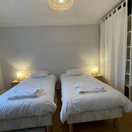 Apartment Superb Full Of Charm With Terrace 2ch 5min From The Lighthouse *